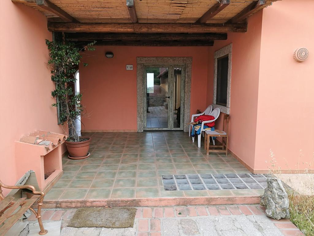 Country House Vignola Mare Aglientu Ngoại thất bức ảnh